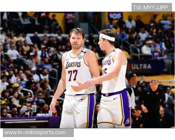 里夫斯称赞东契奇天赋超群与浓眉克里斯蒂关系融洽 里夫斯称赞东契奇天赋超群与浓眉克里斯蒂关系融洽